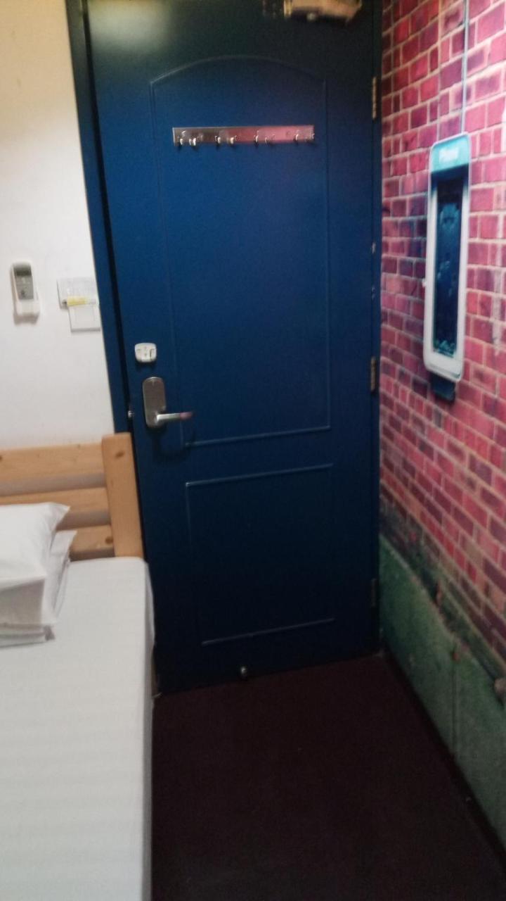 Oi Suen Guesthouse Hong Kong Esterno foto